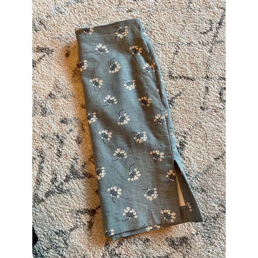 Loft pencil skirt